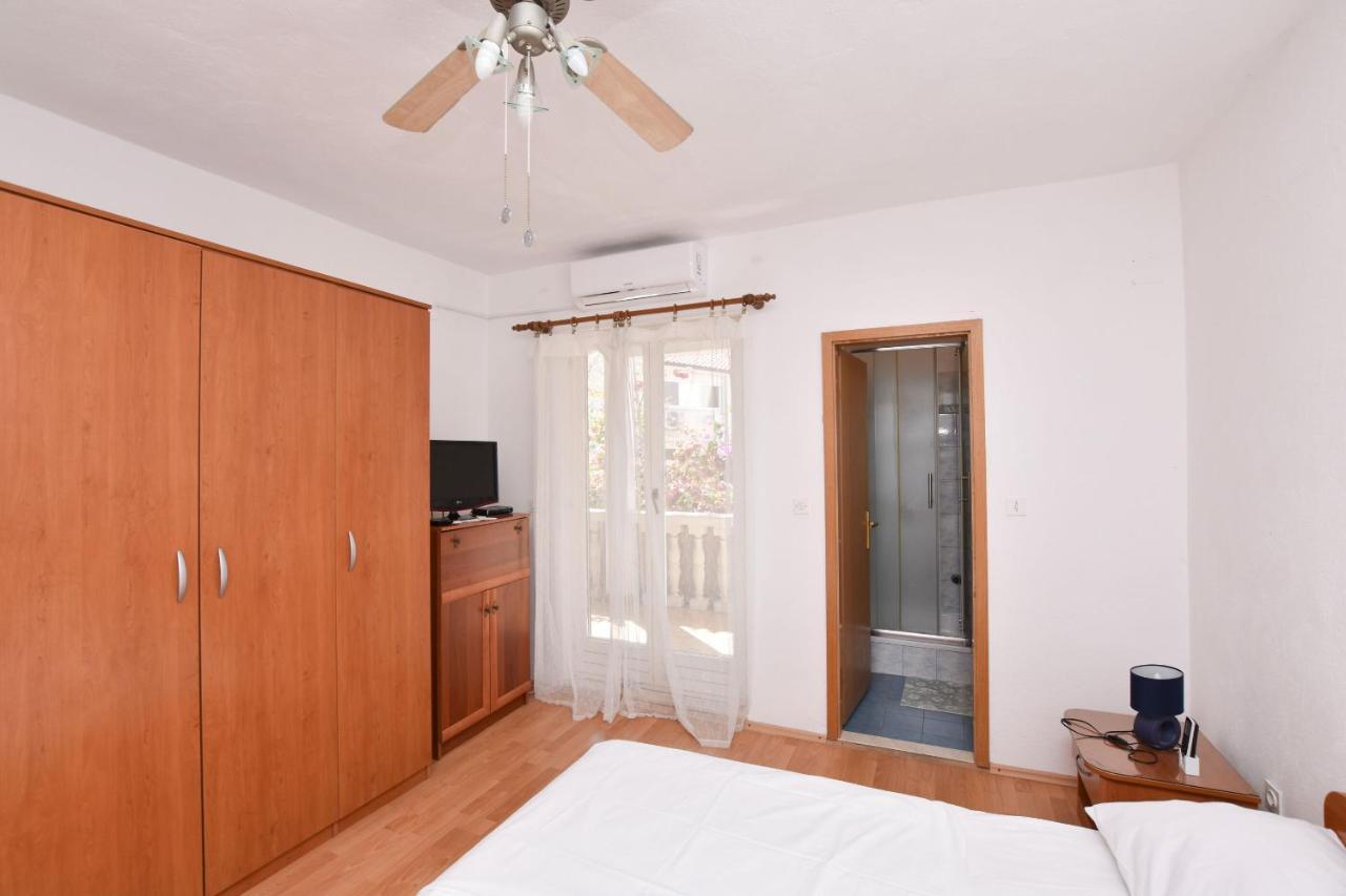 Apartments And Rooms Jakov Primošten Zewnętrze zdjęcie
